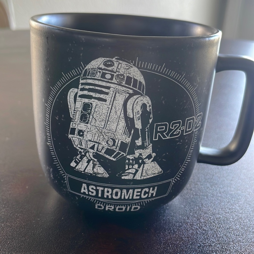Williams Sonoma Star Wars R2-D2 coffee mug